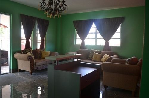 Montecristo Inn Piarco المظهر الخارجي الصورة