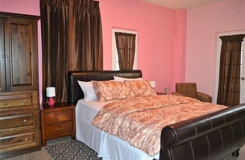 Montecristo Inn Piarco المظهر الخارجي الصورة