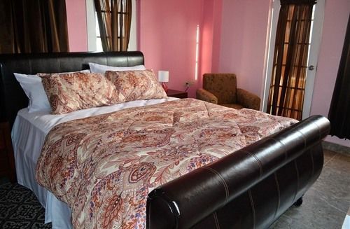 Montecristo Inn Piarco المظهر الخارجي الصورة